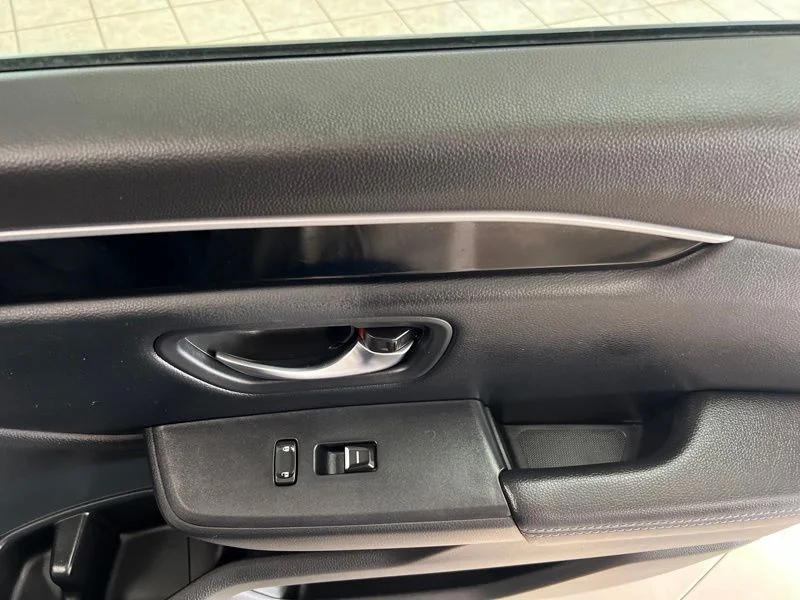 Used 2024  Honda EX-L image 15