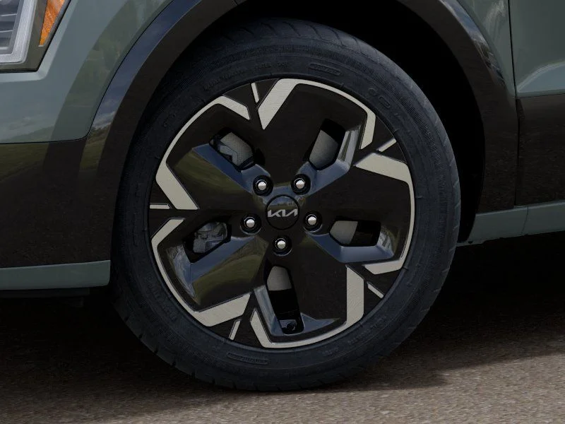 New 2026 Green Kia Wind image 9