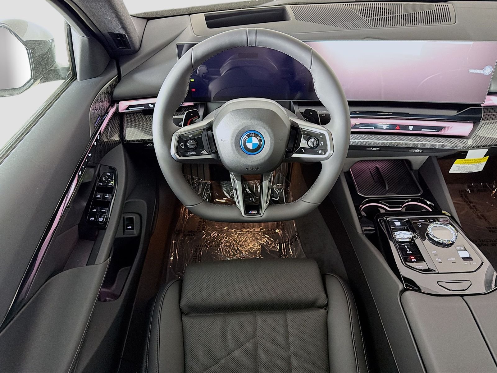 New 2027 Black Sapphire Metallic BMW 550e xDrive image 24
