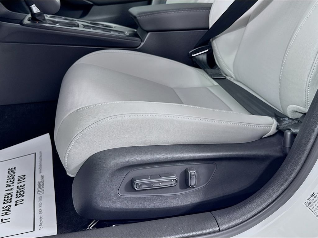 New 2026 Platinum White Pearl Honda Sport Touring image 28