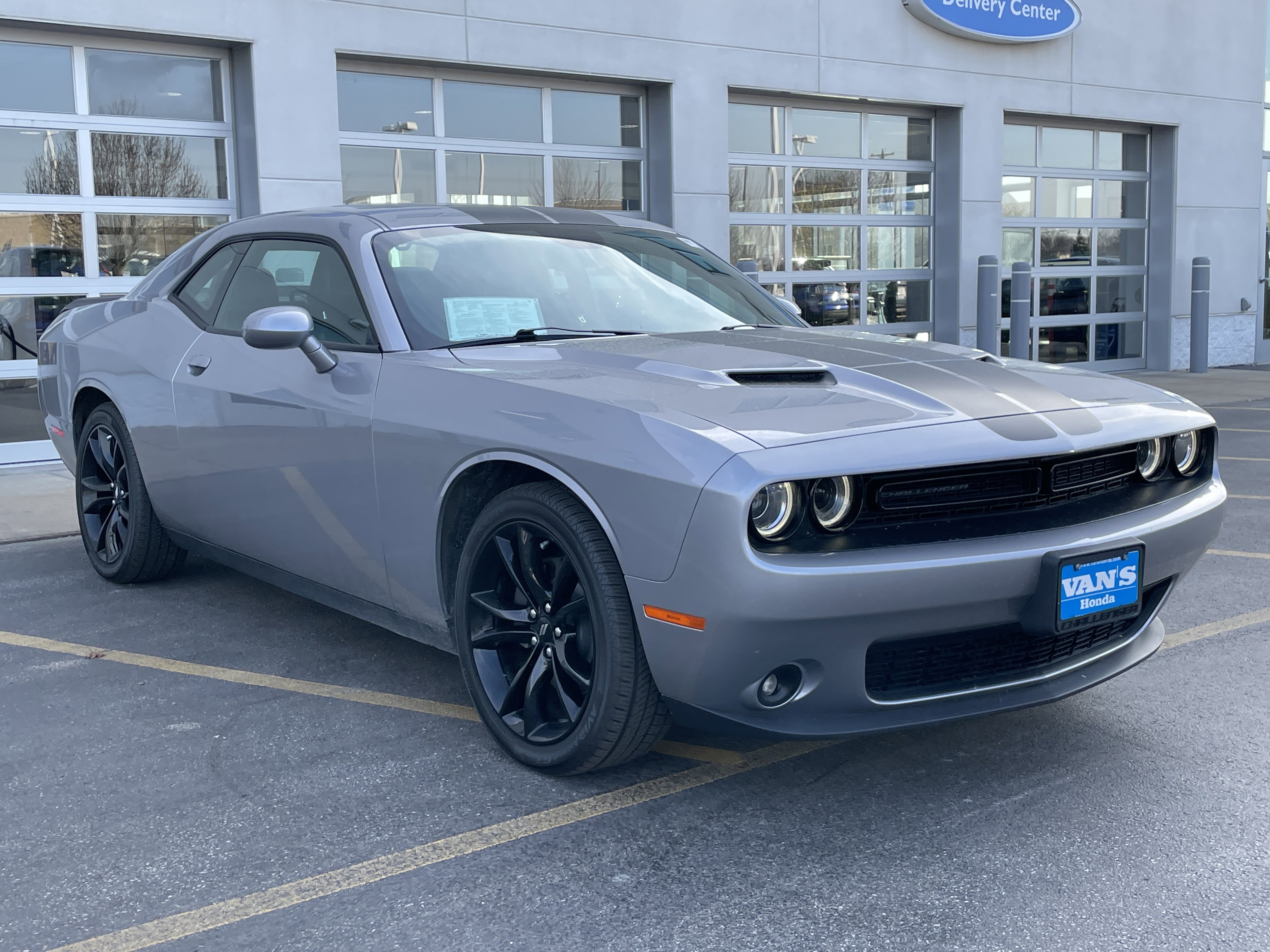 2017 Dodge Challenger SXT Plus