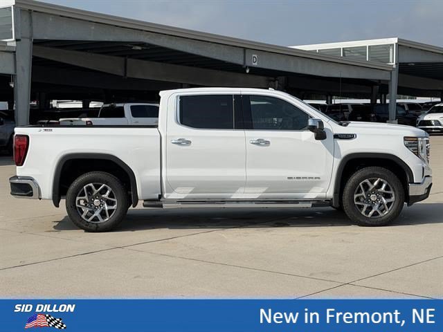 2026 GMC Sierra 1500 SLT - Photo 3