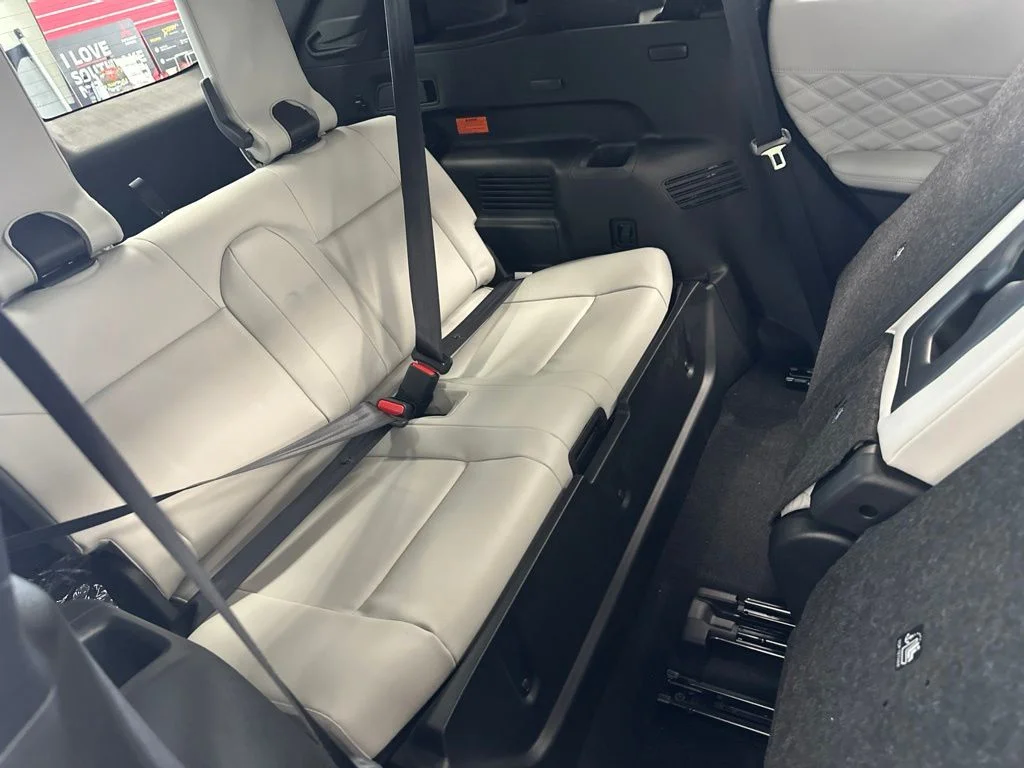2025 Mitsubishi Outlander Plug-in Hybrid Platinum Edition - Photo 32