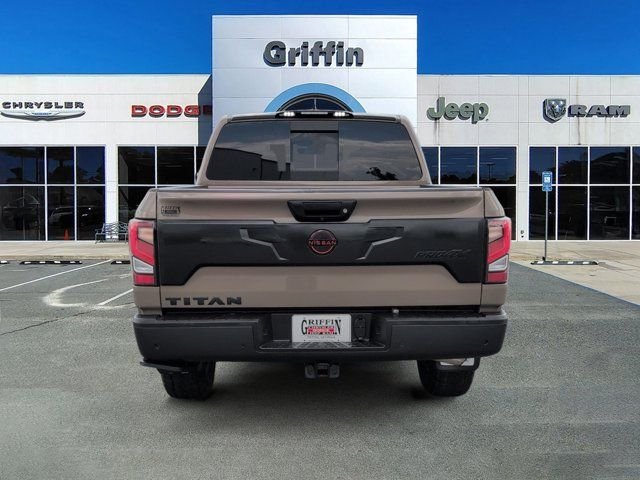 Used 2024  Nissan PRO-4X image 8