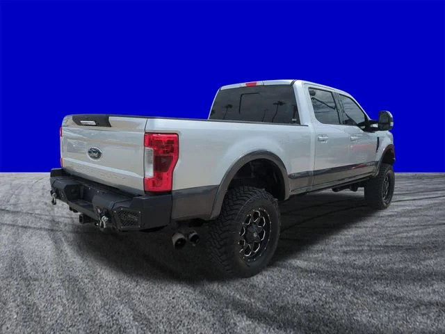 Used 2018 Silver Ford Lariat image 4