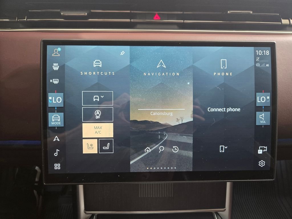 Certified Used 2025  Land Rover Autobiography image 17