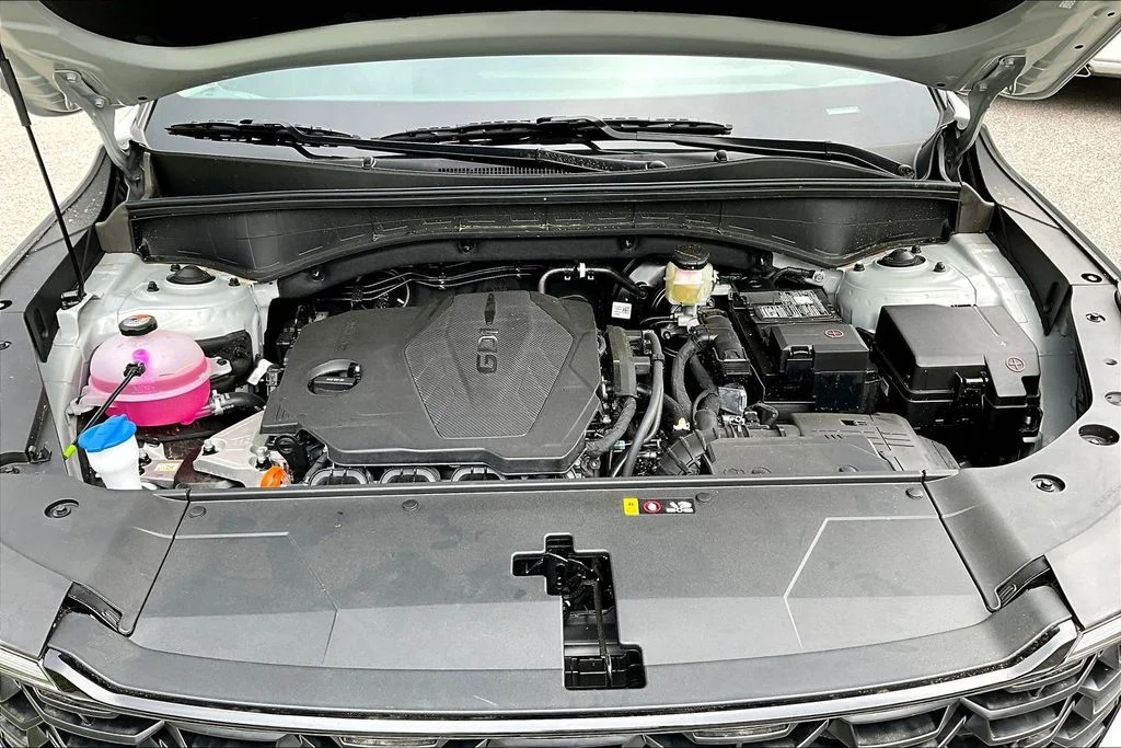 New 2026 Ivory Kia LX image 10