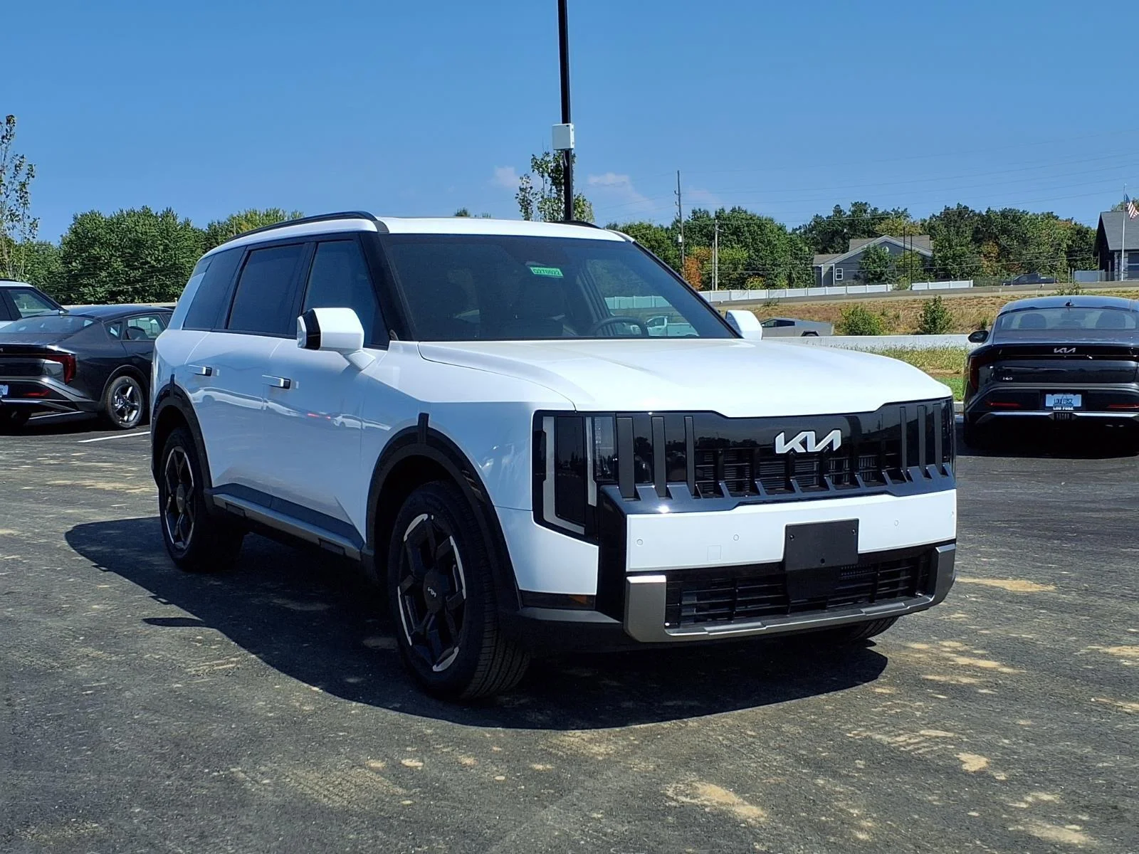 New 2027 Glacial White Pearl Kia EX image 19