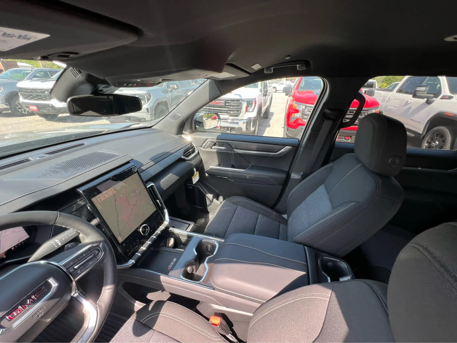 New 2025 Sterling Metallic GMC Elevation image 14