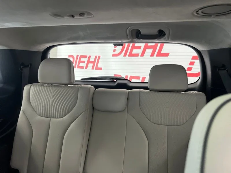 Used 2024 Black Hyundai Calligraphy image 19