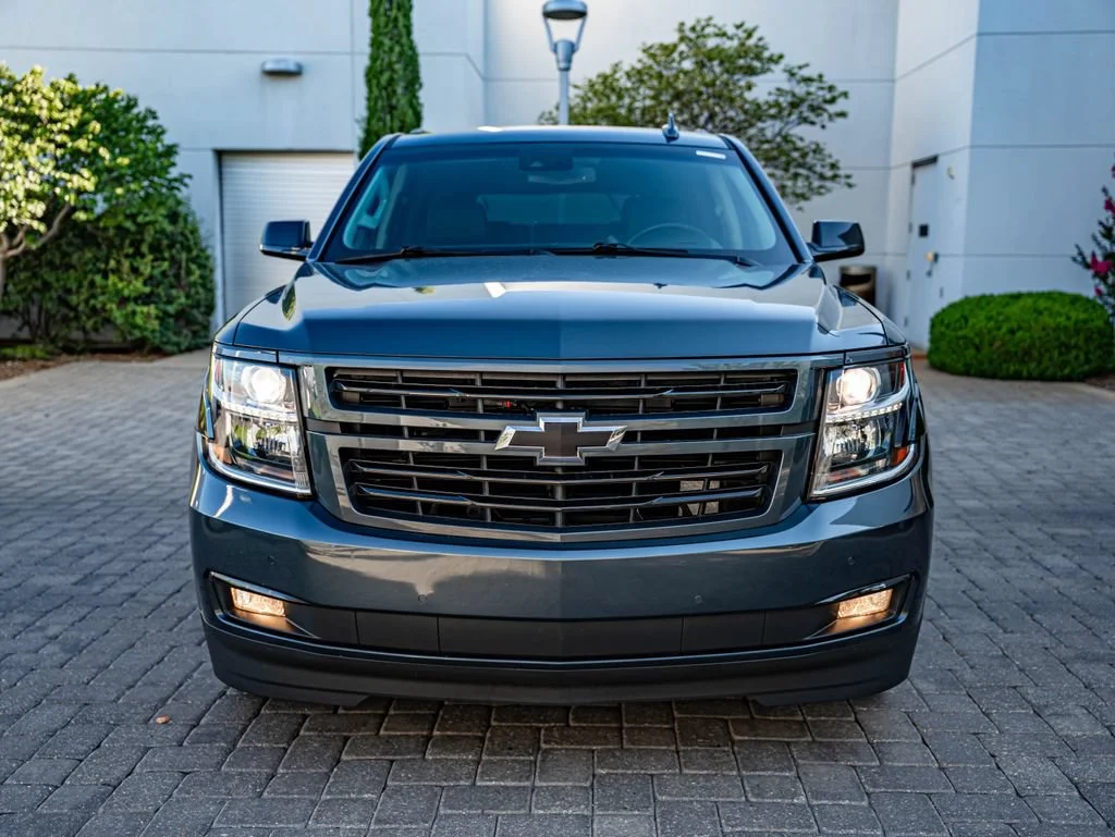 Used 2019 Shadow Gray Metallic Chevrolet Premier image 2