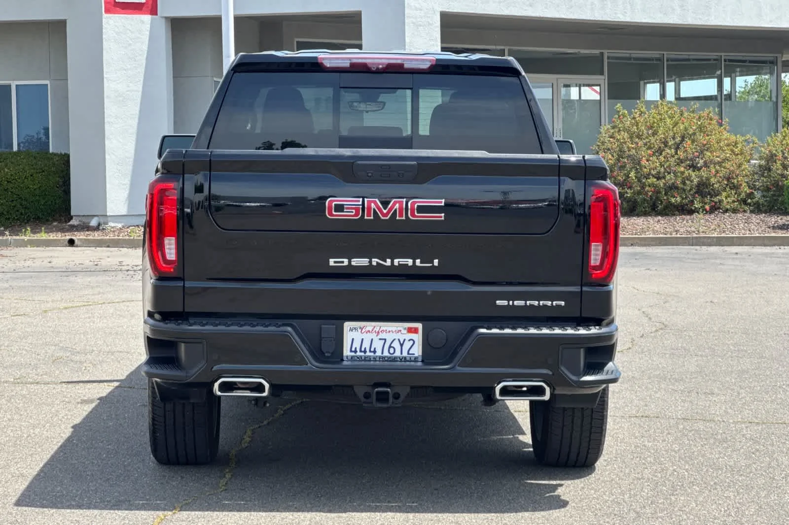 Used 2020 Onyx Black GMC Denali image 8