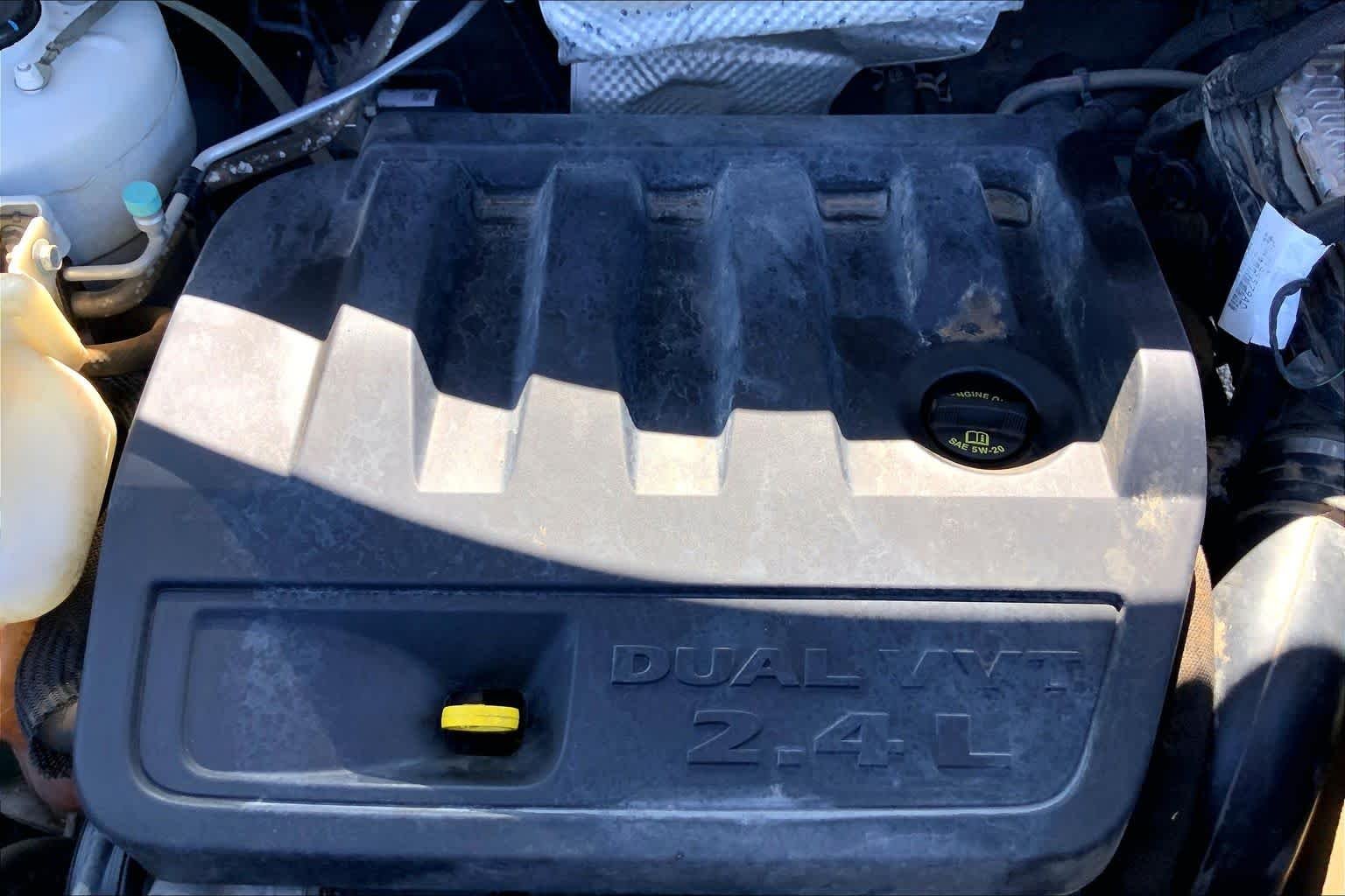 Used 2016 Bright White Clearcoat Jeep Sport image 33