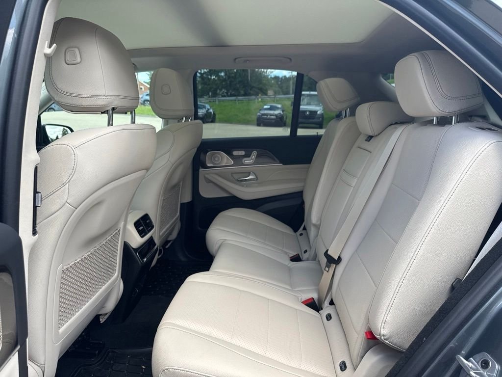 Used 2026 Gray Mercedes-Benz GLE 450 image 12