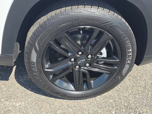 Certified Used 2024 Summit White Chevrolet ACTIV image 19