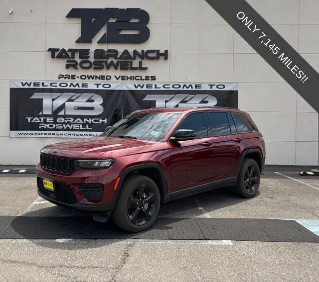 2025 Jeep Grand Cherokee Altitude X 4x4's photo