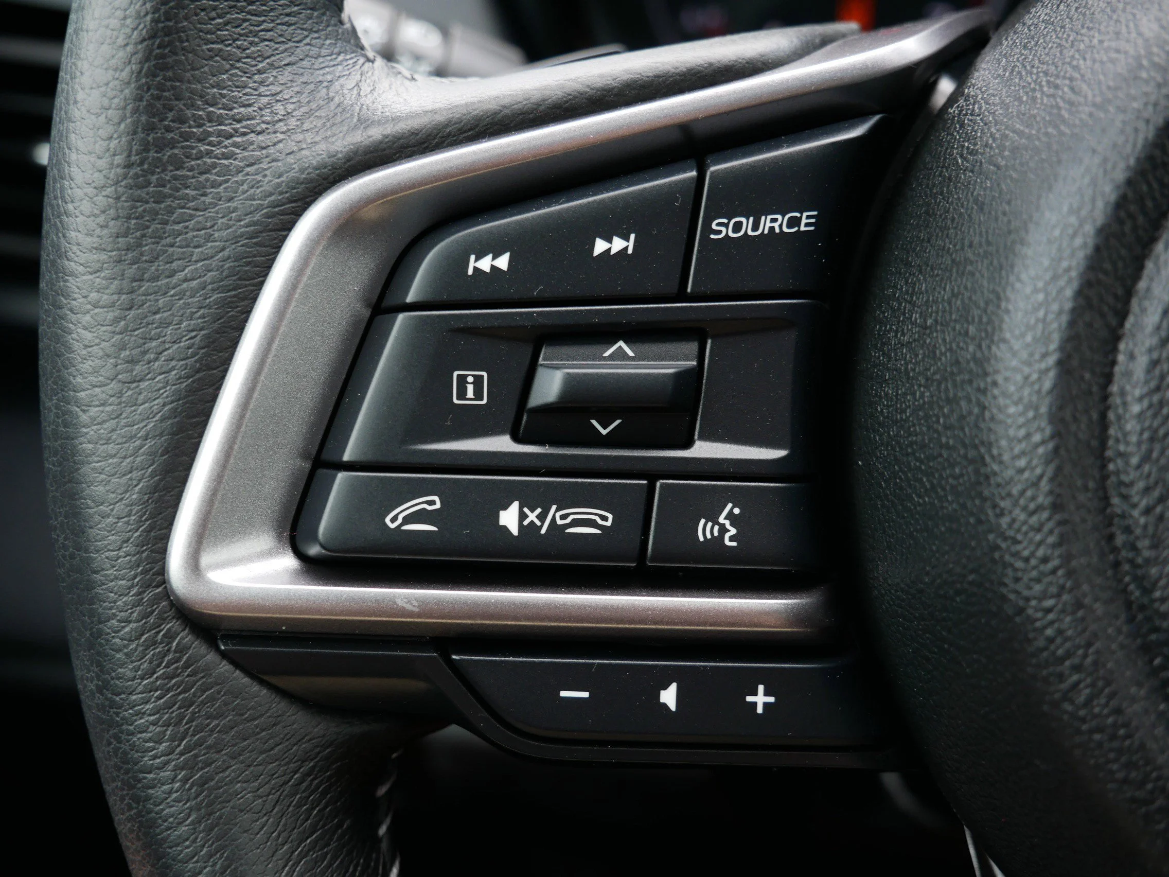 Used 2024 Autumn Green Metallic Subaru Premium image 28