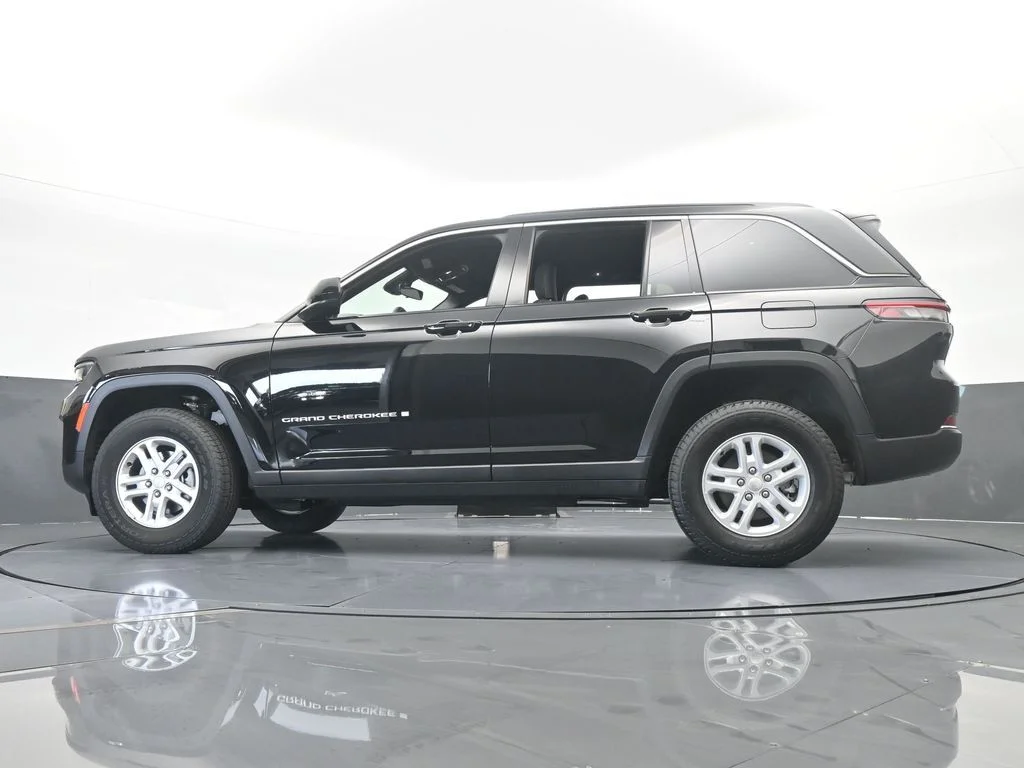 2025 Jeep Grand Cherokee Laredo - Photo 54