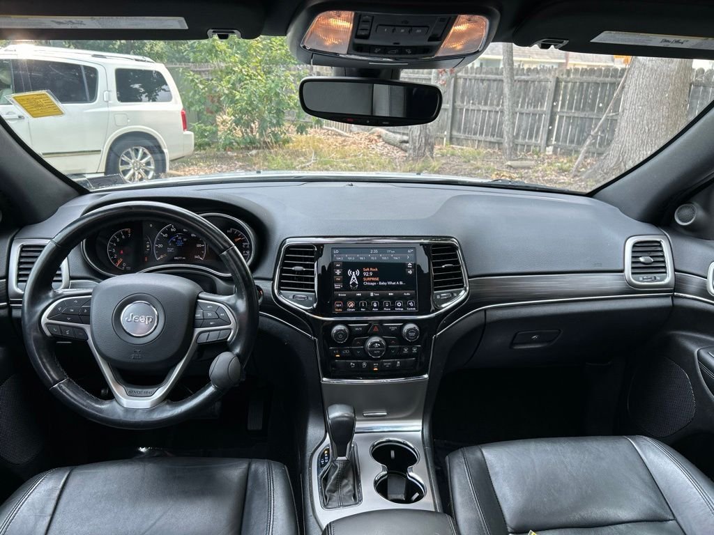 Used 2022 White Jeep Limited image 29