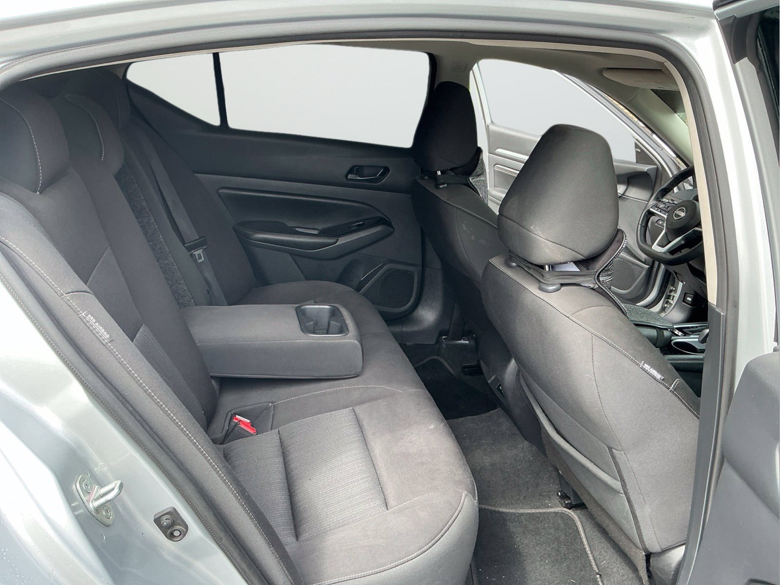 Used 2023 Silver Nissan 2.5 SV image 27