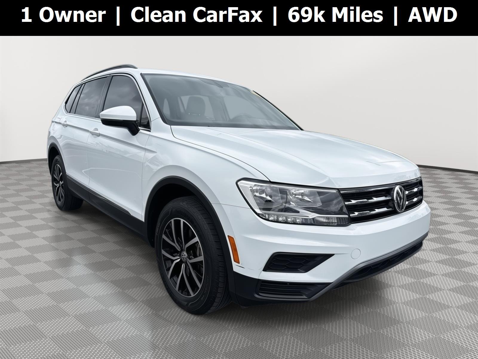 Used 2021 Pure White Volkswagen SE image 1