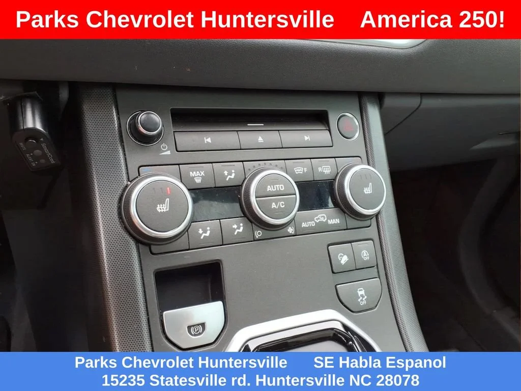 Used 2018 Gray Land Rover HSE Dynamic image 7