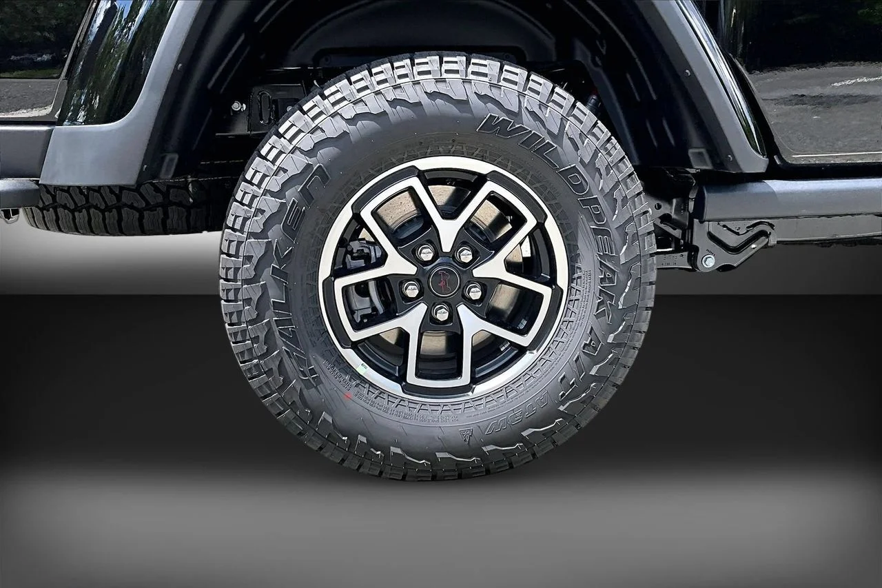 New 2026 Black Clearcoat Jeep Rubicon image 31