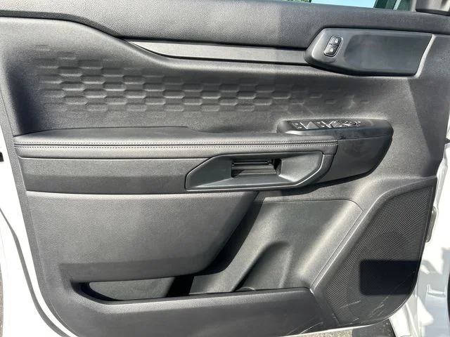 New 2026 Oxford White Ford XLT image 10