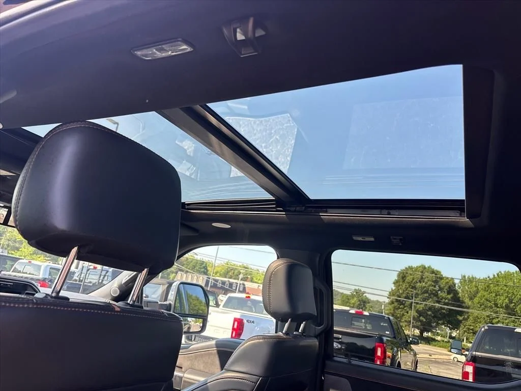 2023 Ford F-450 Super Duty Platinum - Photo 20