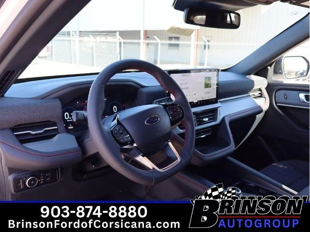 New 2026 Star White Metallic Tri-Coat Ford ST-Line image 35