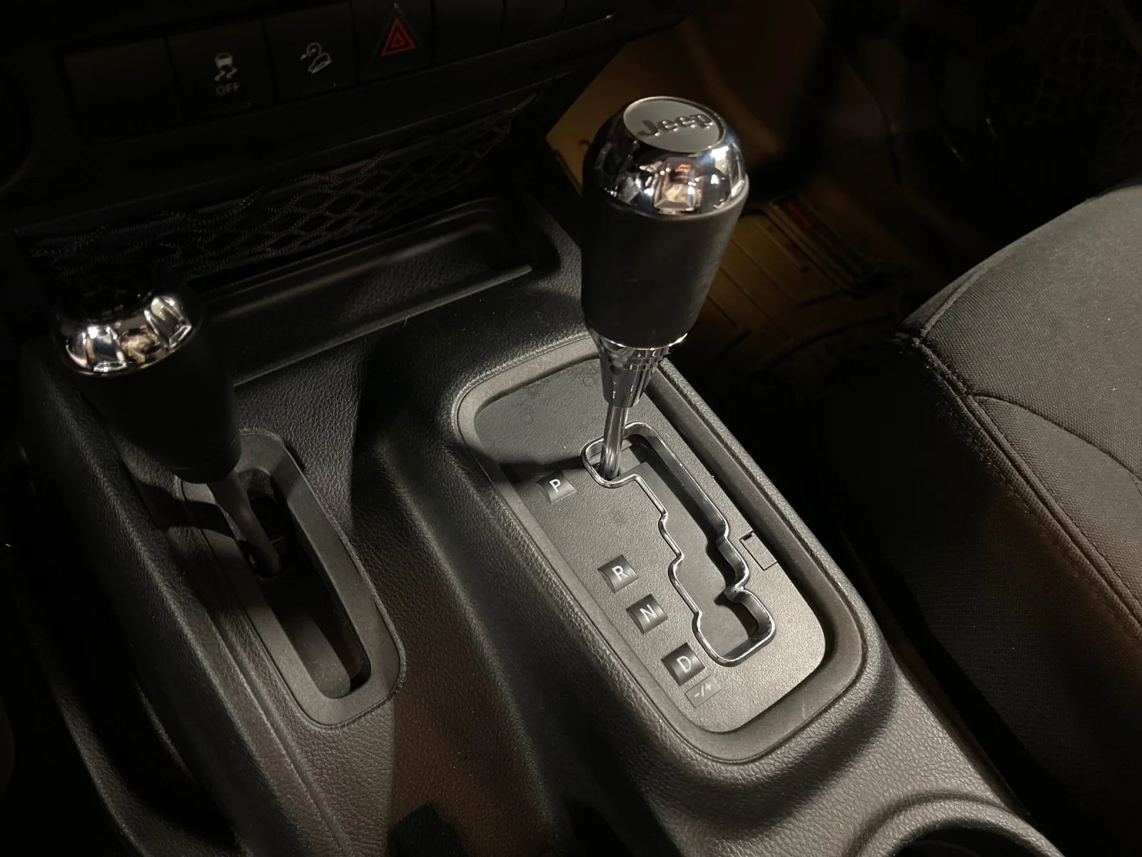 Used 2016 Black Jeep Sport image 22