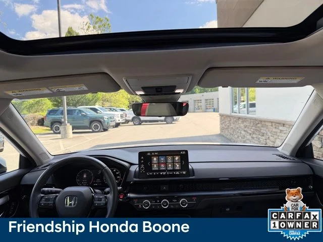Used 2024 White Honda EX-L image 44