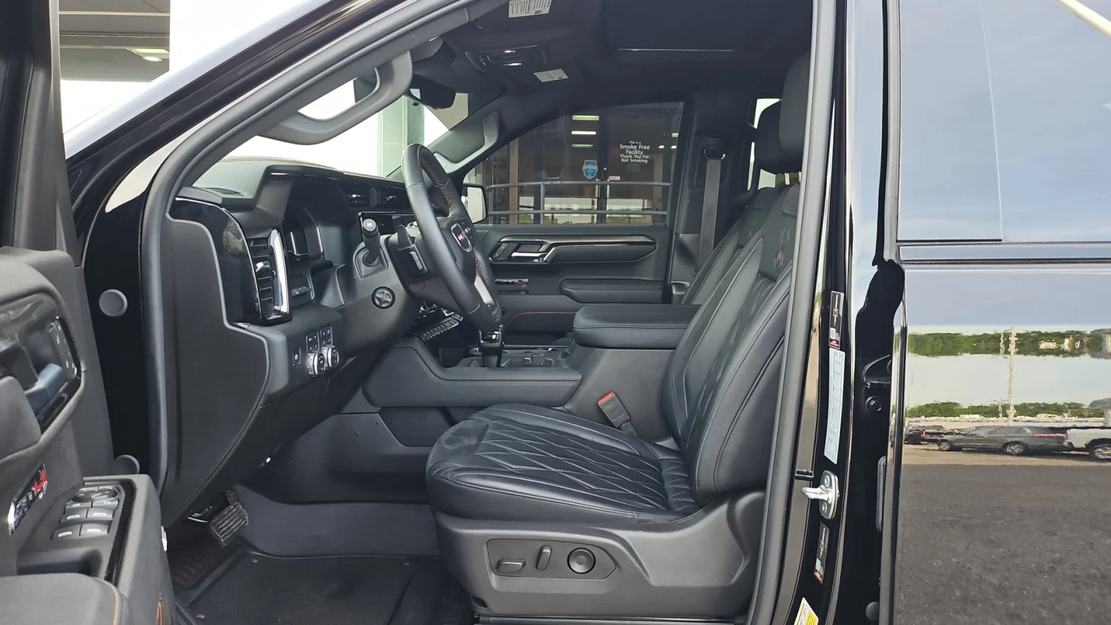 Used 2025 Onyx Black GMC Black Widow 4WD image 12