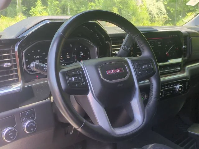Used 2024 White GMC SLE image 31