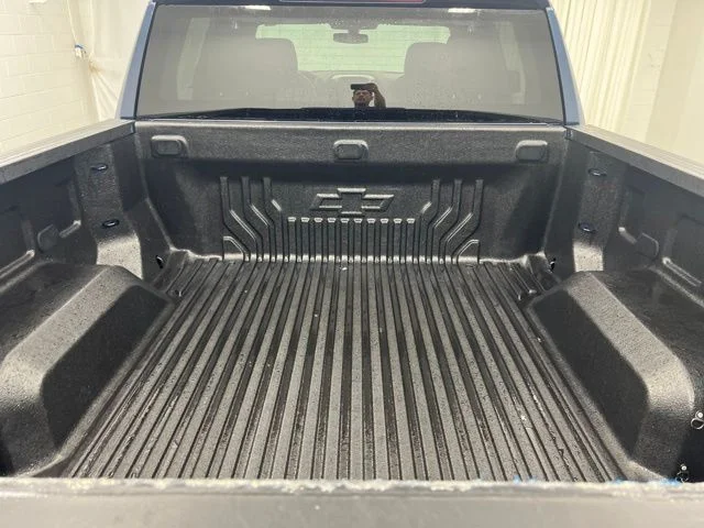 Used 2022 Blue Chevrolet LT image 8