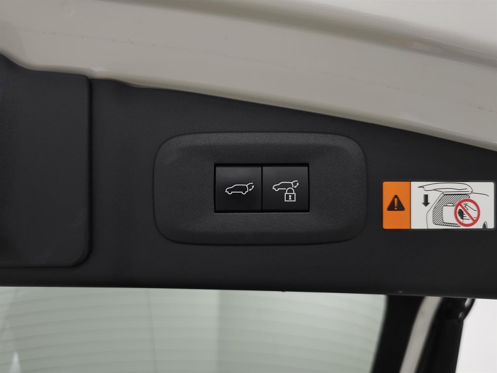 Certified Used 2023 White Lexus LUXURY image 9
