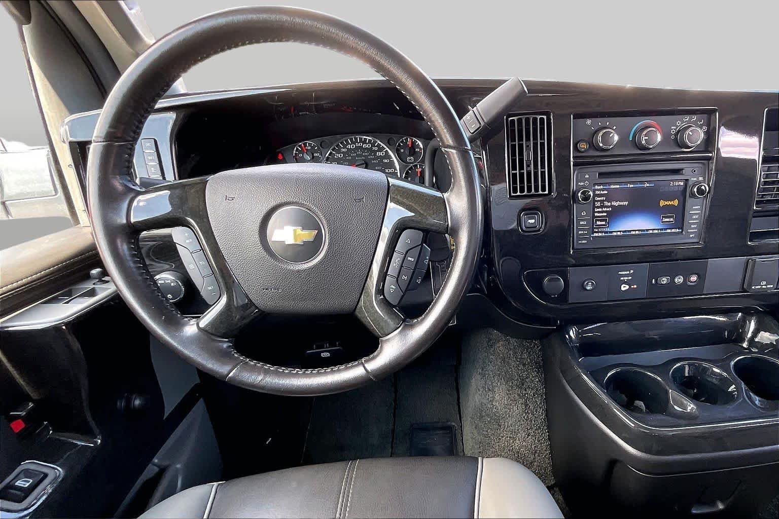 Used 2017 Cyber Gray Metallic Chevrolet  image 5