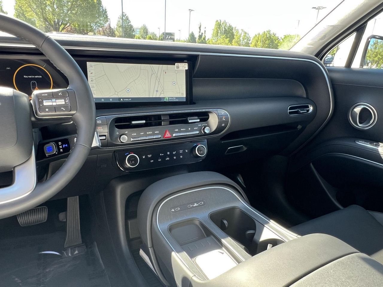 New 2026 Creamy White Pearl Hyundai SEL 8P image 35