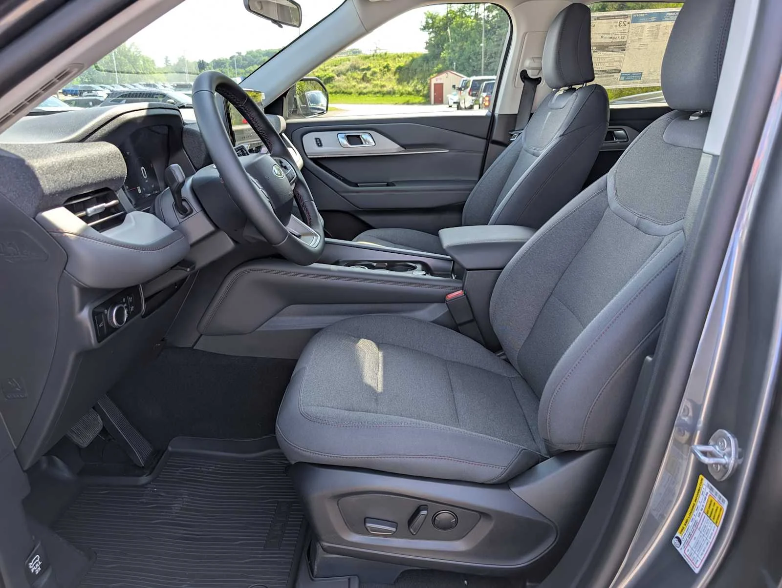 New 2026 Carbonized Gray Metallic Ford Active image 4