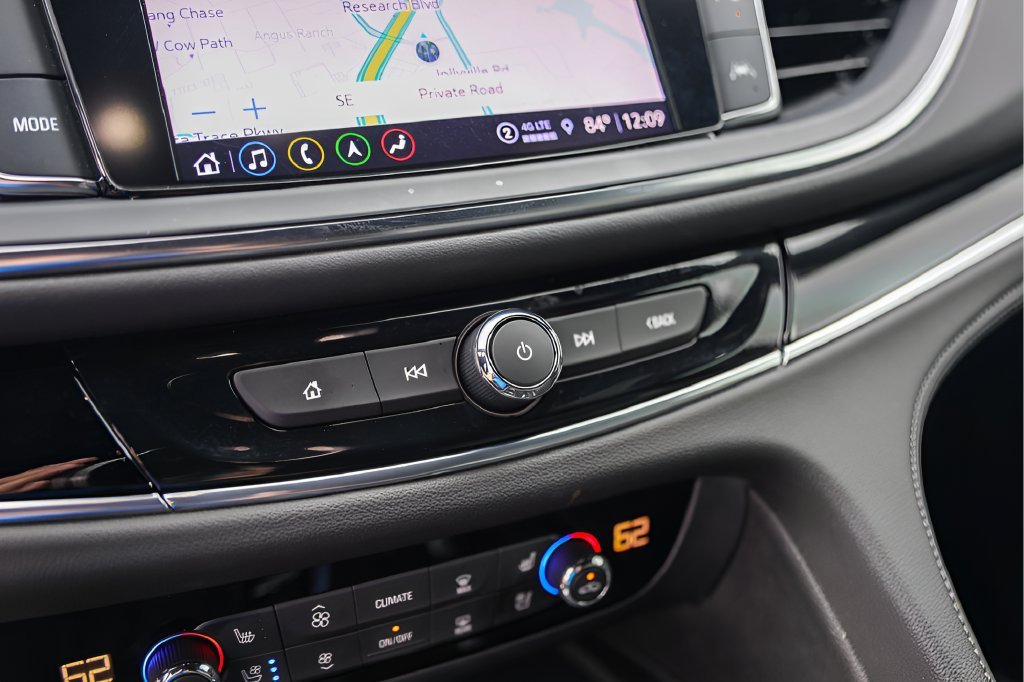 Used 2023 EBONY TWILIGHT METALLIC Buick Avenir image 20