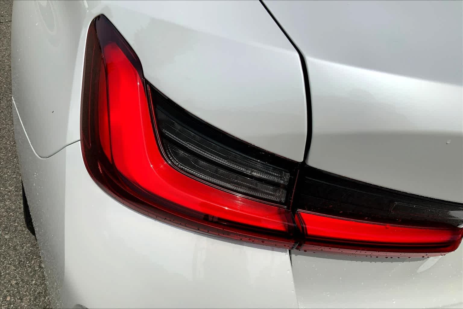2025 BMW 3 Series 330i - Photo 14