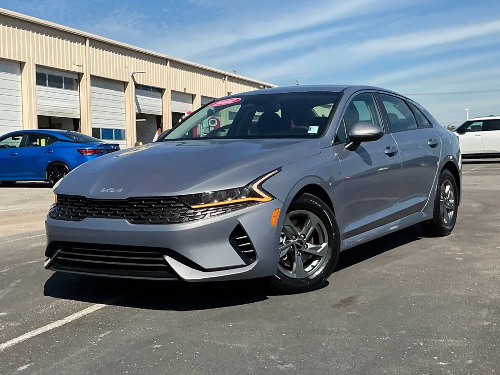 Used 2022 Kia K5 LXS with VIN 5XXG14J22NG144724 for sale in Russellville, KY
