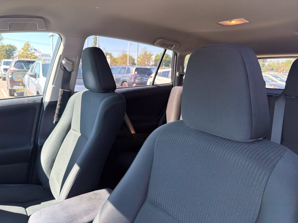 Used 2014 Blue Toyota LE image 5