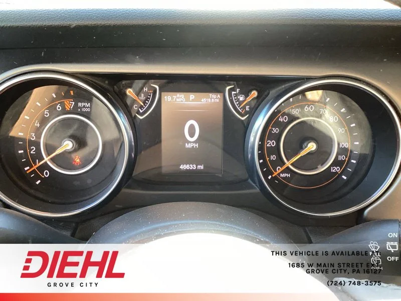 Used 2019 White Jeep Sport S image 17