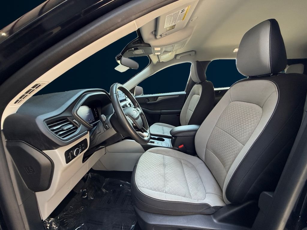 Used 2024 Black Ford Active image 10