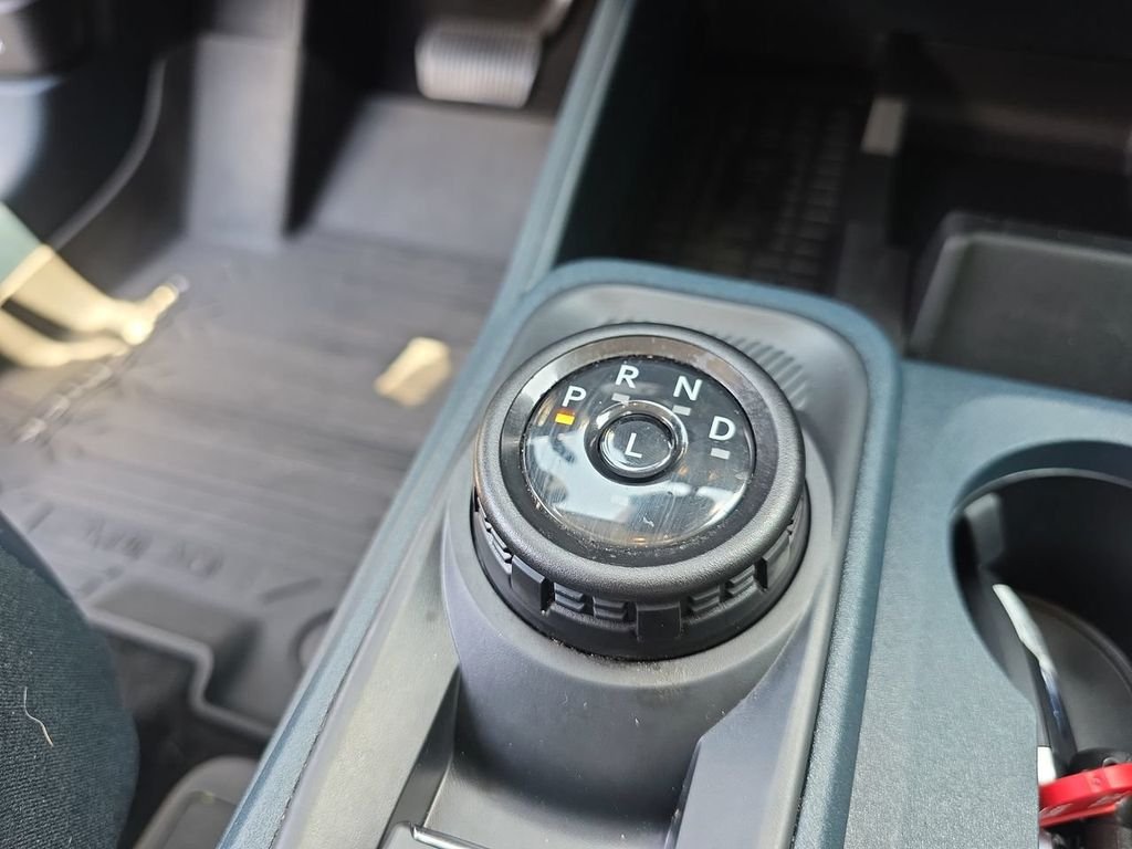 Used 2025 Gray Ford Lariat image 25