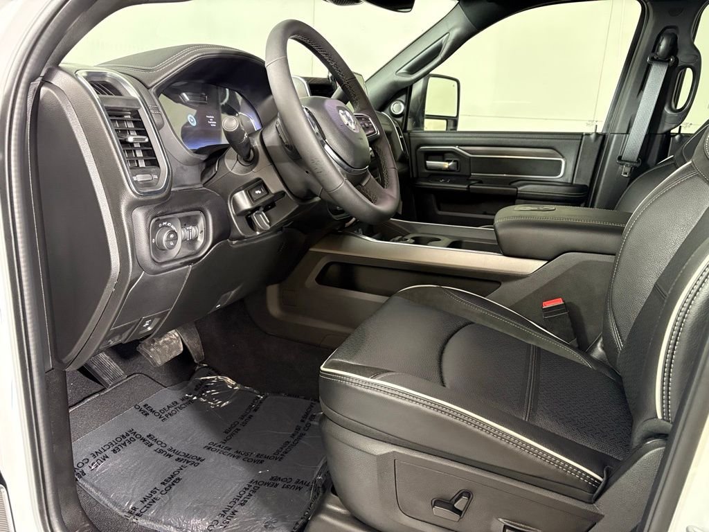 New 2026 Bright White Clear-Coat Exterior Paint RAM Laramie image 21