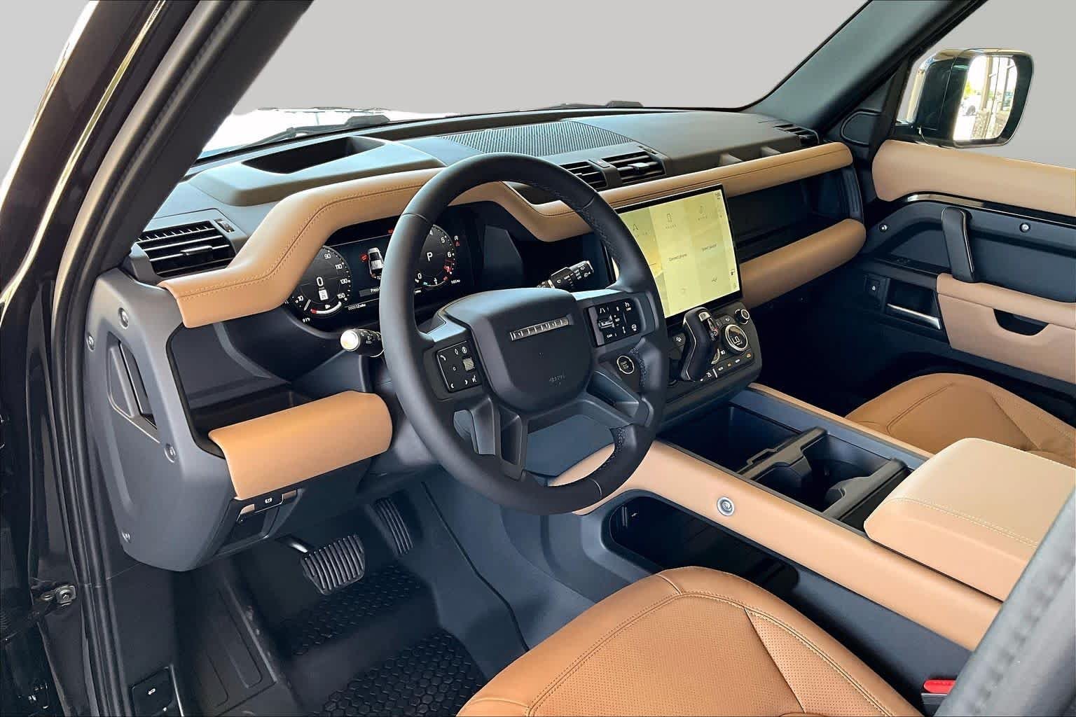 New 2026 Santorini Black Land Rover S image 8