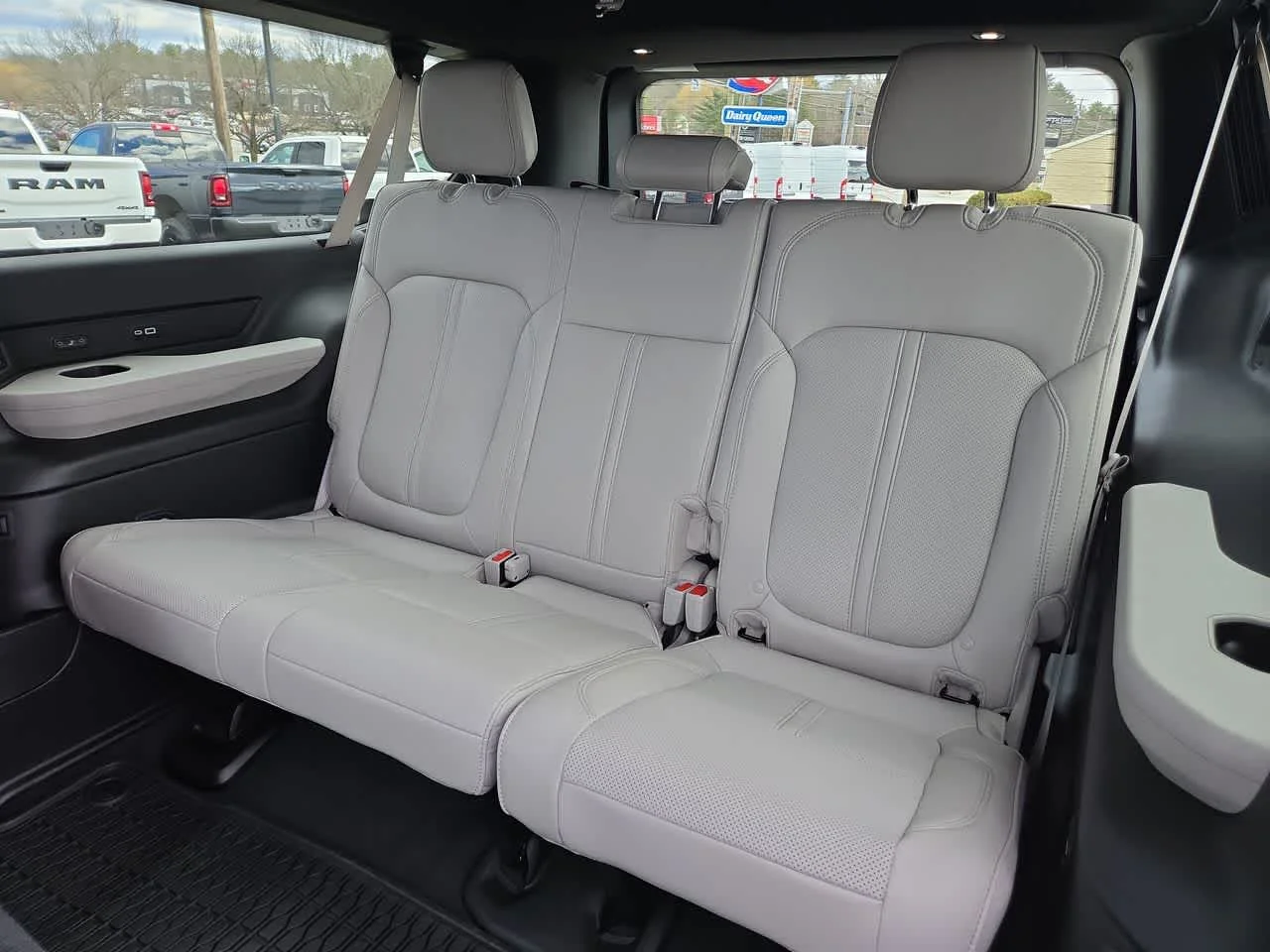New 2026 Steel Blue Exterior Paint Jeep  image 16