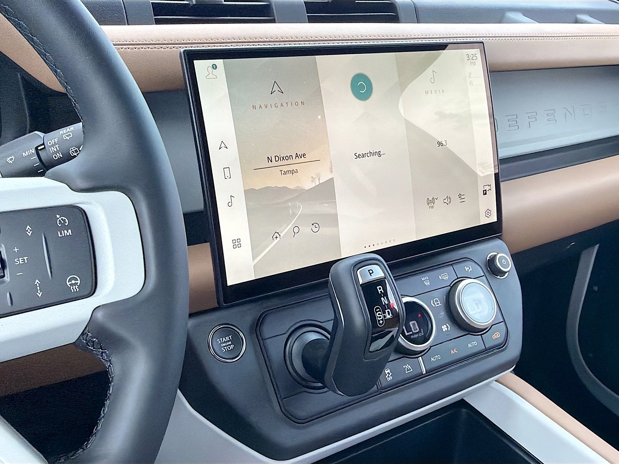 New 2026 Fuji White Land Rover X-Dynamic SE image 28